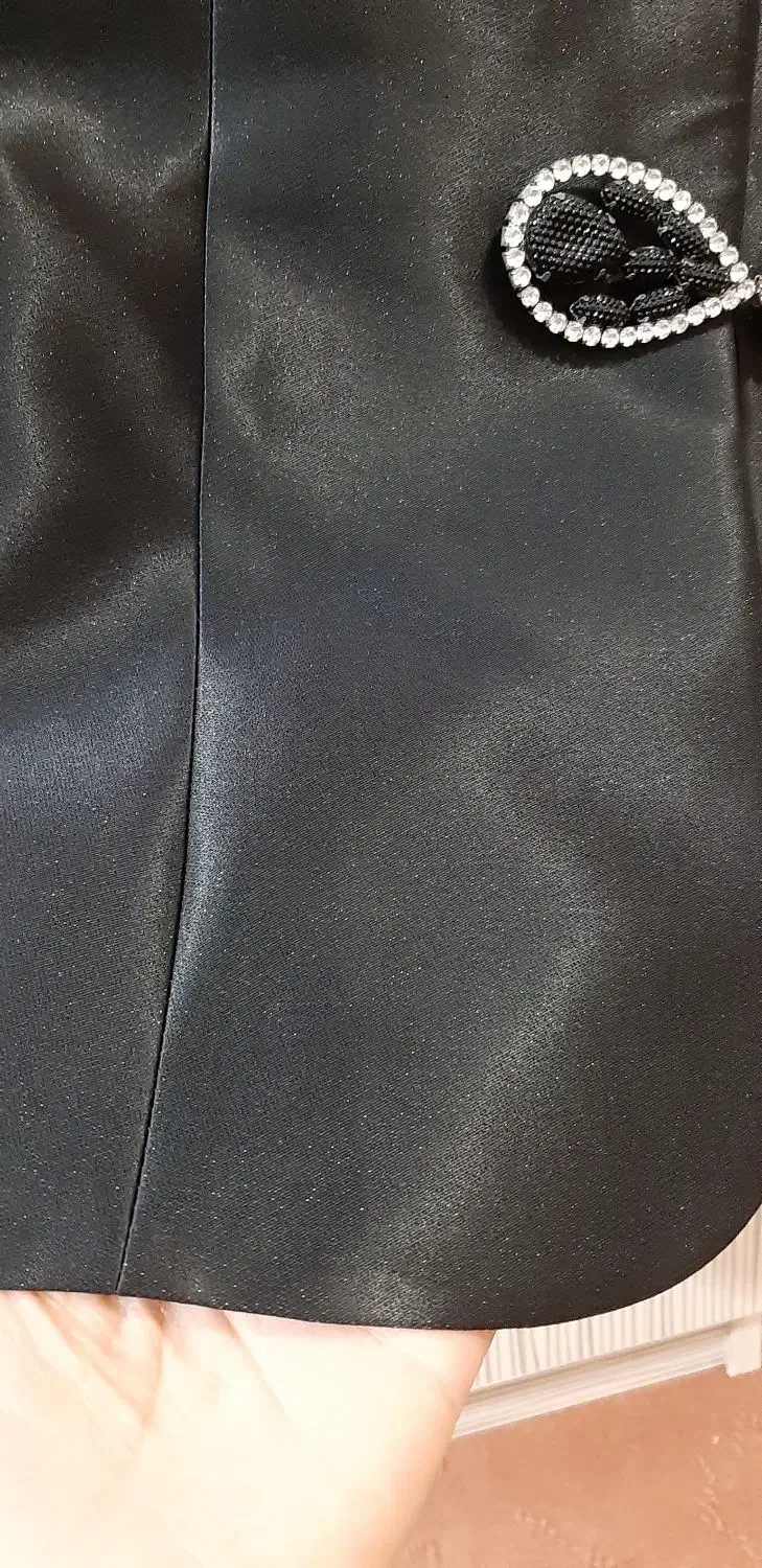 کت دامن|لباس|جهرم, |دیوار