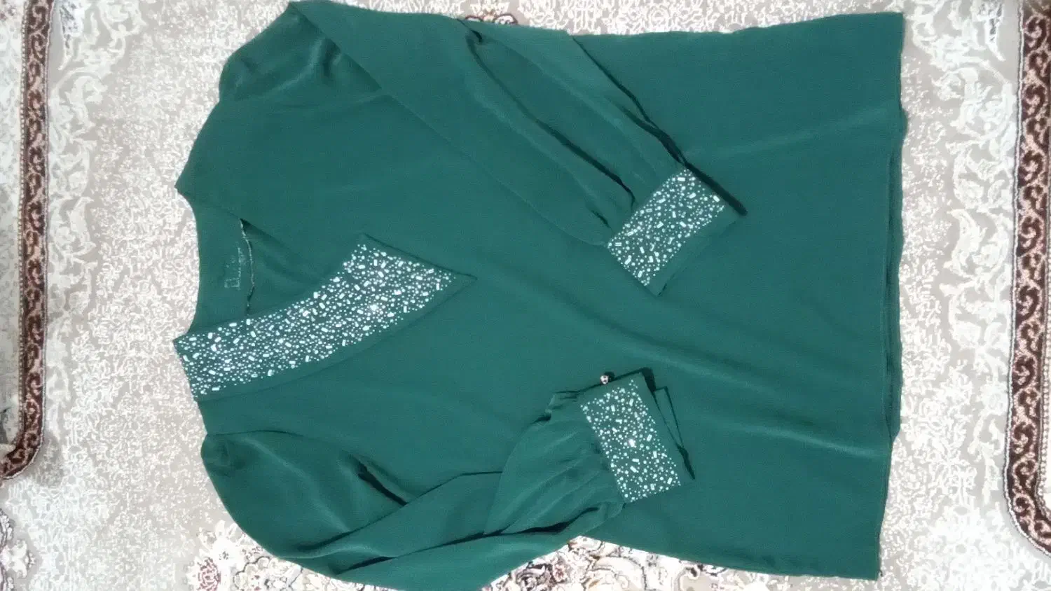 مانتو شومیز|لباس|گلبهار, شهر جدید گلبهار|دیوار