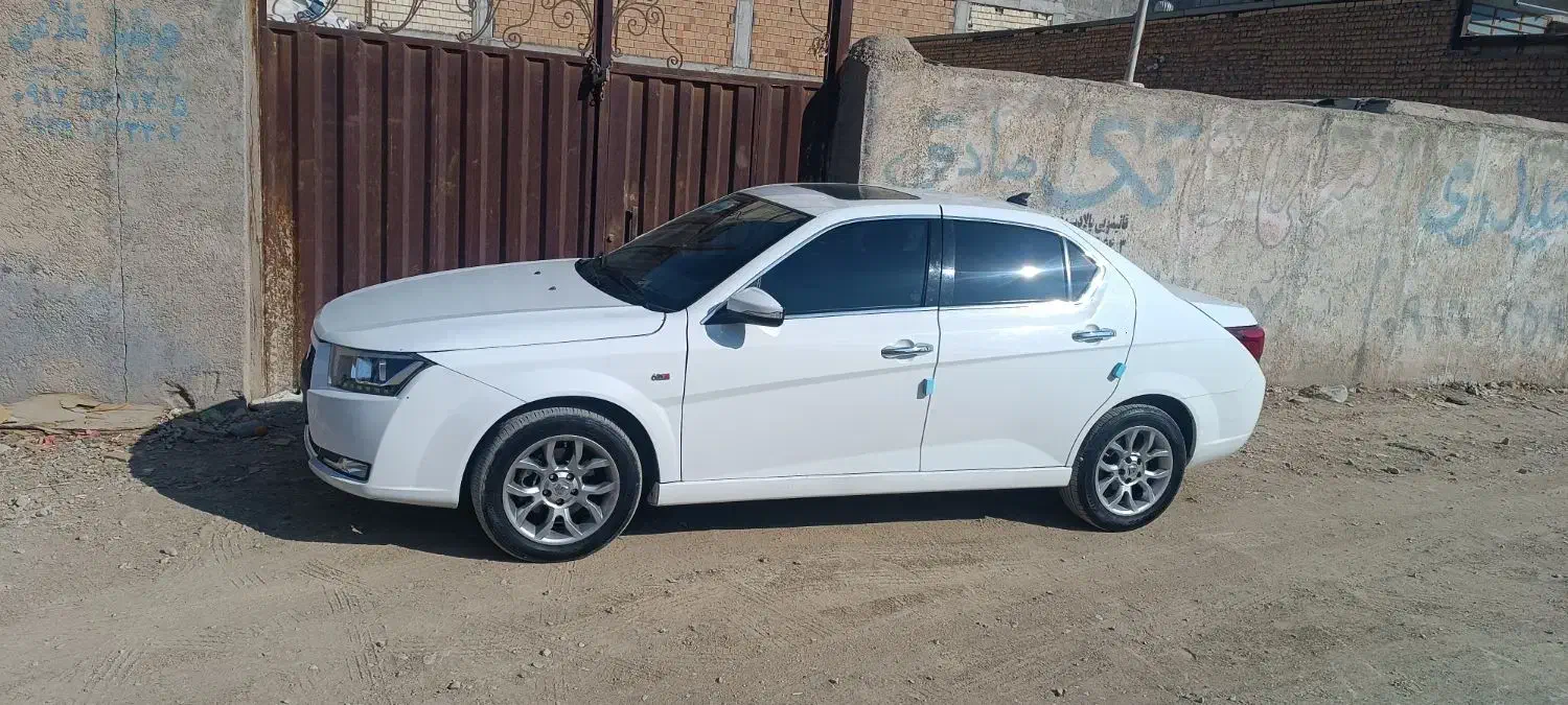 دنا پلاس اتومات 1402|خودرو سواری و وانت|شاهدشهر, |دیوار