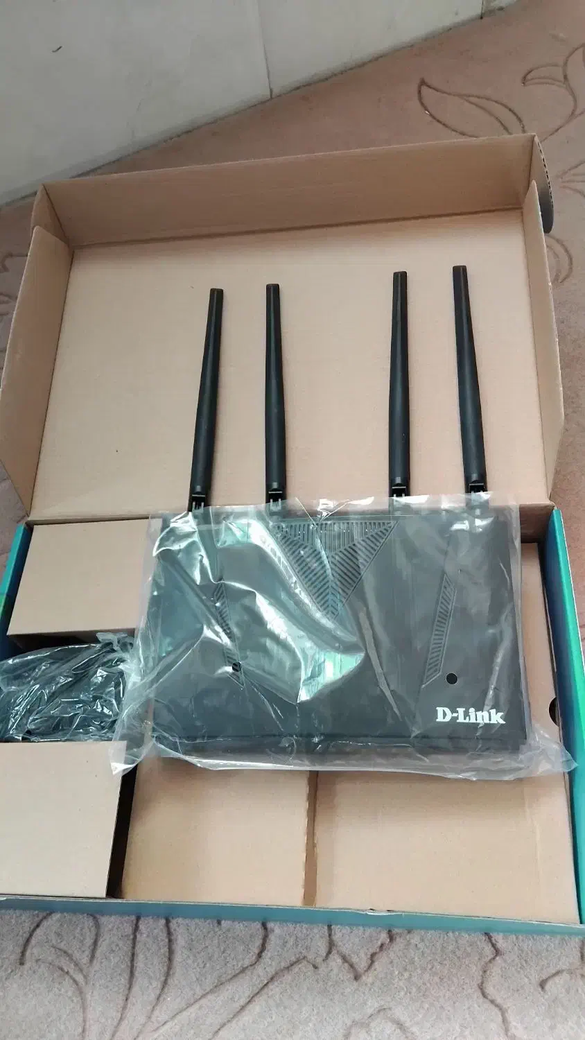 D-Link  DwR m921|مودم و تجهیزات شبکه|کرج, حصارک پایین|دیوار