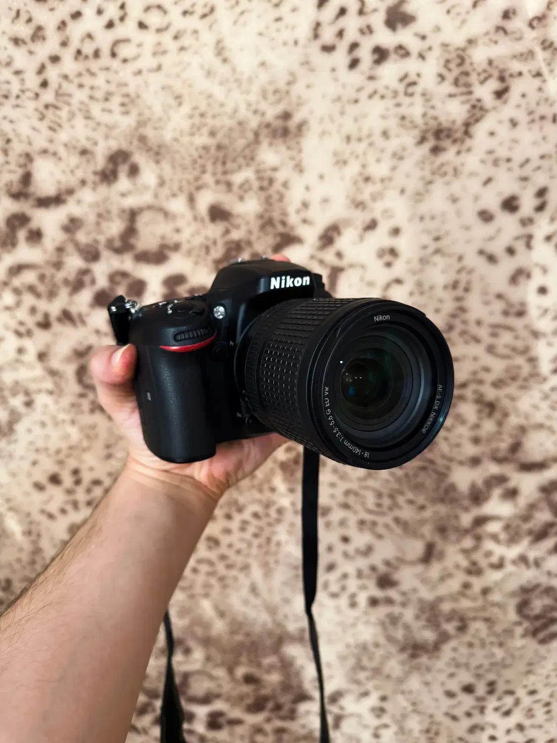 دوربین نیکون Nikon D720|دوربین عکاسی و فیلمبرداری|اندیشه, اندیشه فاز ۴|دیوار