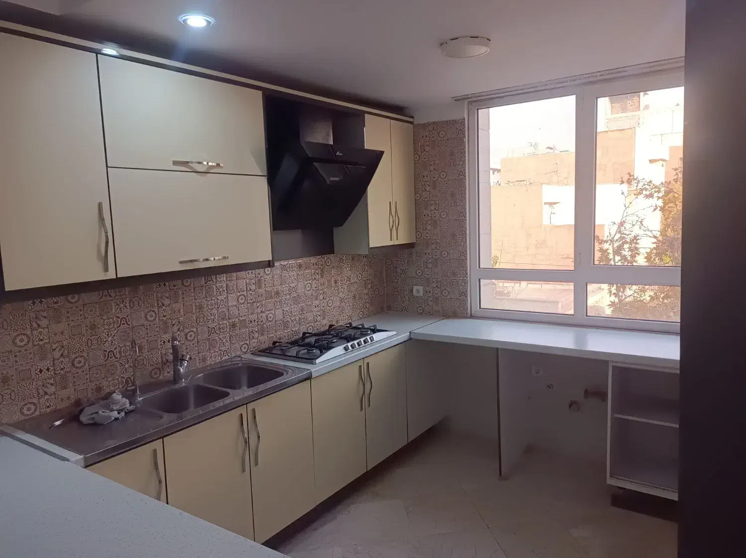 اجاره آپارتمان3خواب/ 160متری/مداعن /فول