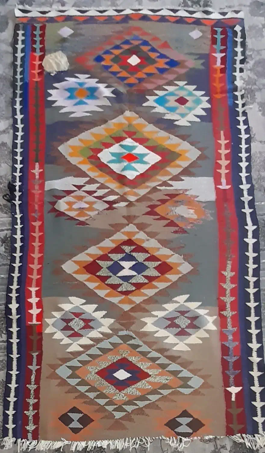 ۲عددفرش ویک گلیم کارکرده|فرش|کوهدشت, |دیوار