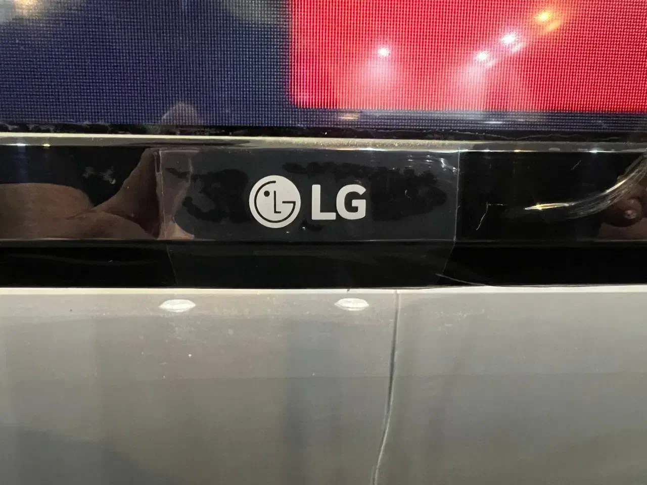 ال ای دی49 اینچ LG|تلویزیون و پروژکتور|نورآباد ممسنی, |دیوار