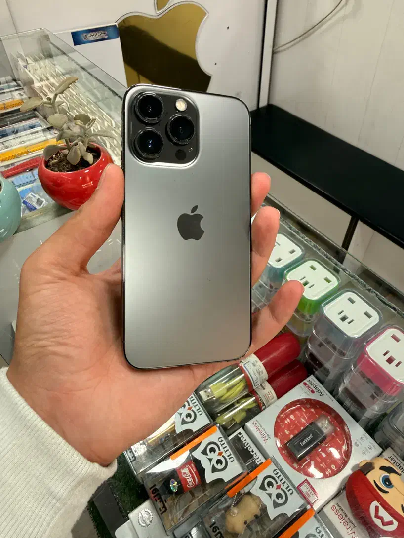 آیفون ۱۳ پرو ۲۵۶ گیگ LLA مشکی خوش قیمت|موبایل|بجنورد, |دیوار