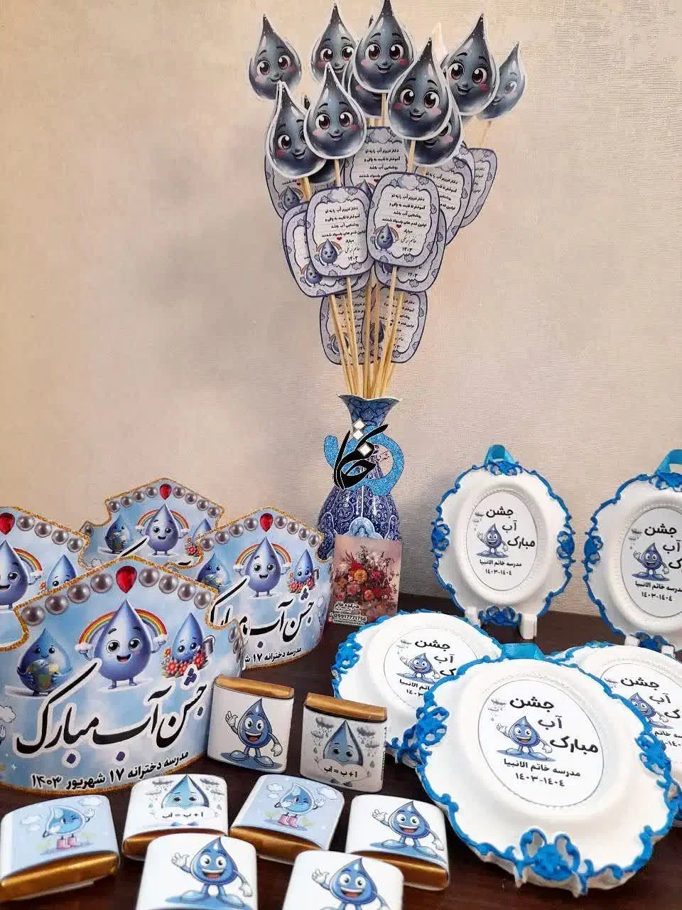 گیفت جشن آب جاکلیدی سرمدادی کاکائو تاج|لوازم التحریر|قم, زنبیل آباد|دیوار