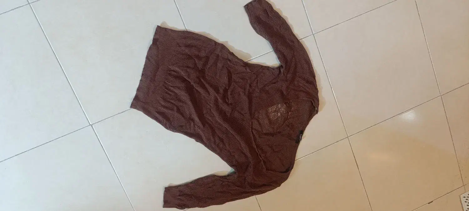 لباس|لباس|گلبهار, شهر جدید گلبهار|دیوار