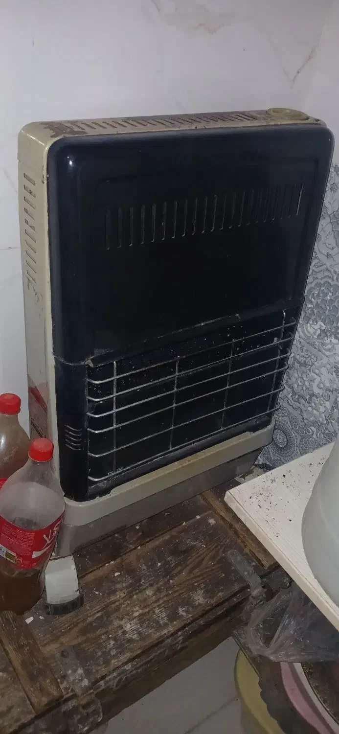 توالت فرنگی. روشویی. بخاری.درب سرویس|مصالح و تجهیزات ساختمان|محمدشهر, کوی بهار|دیوار