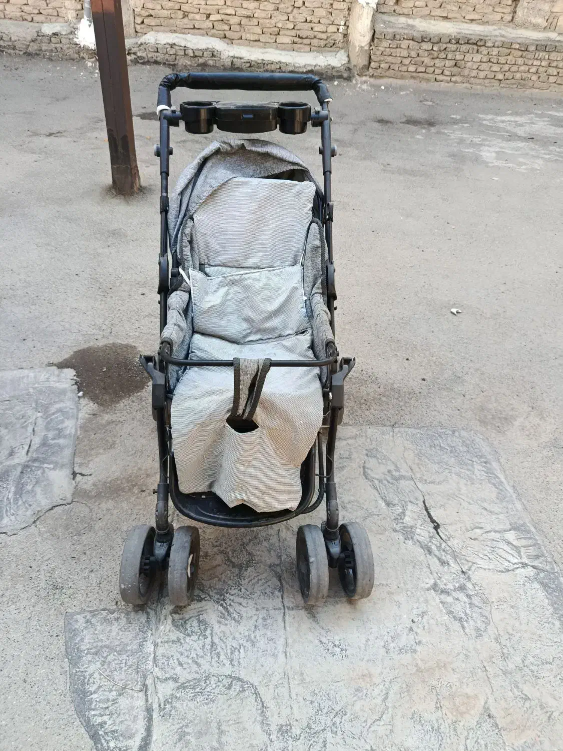 کالسکه|کالسکه و لوازم جانبی|کرج, برغان|دیوار