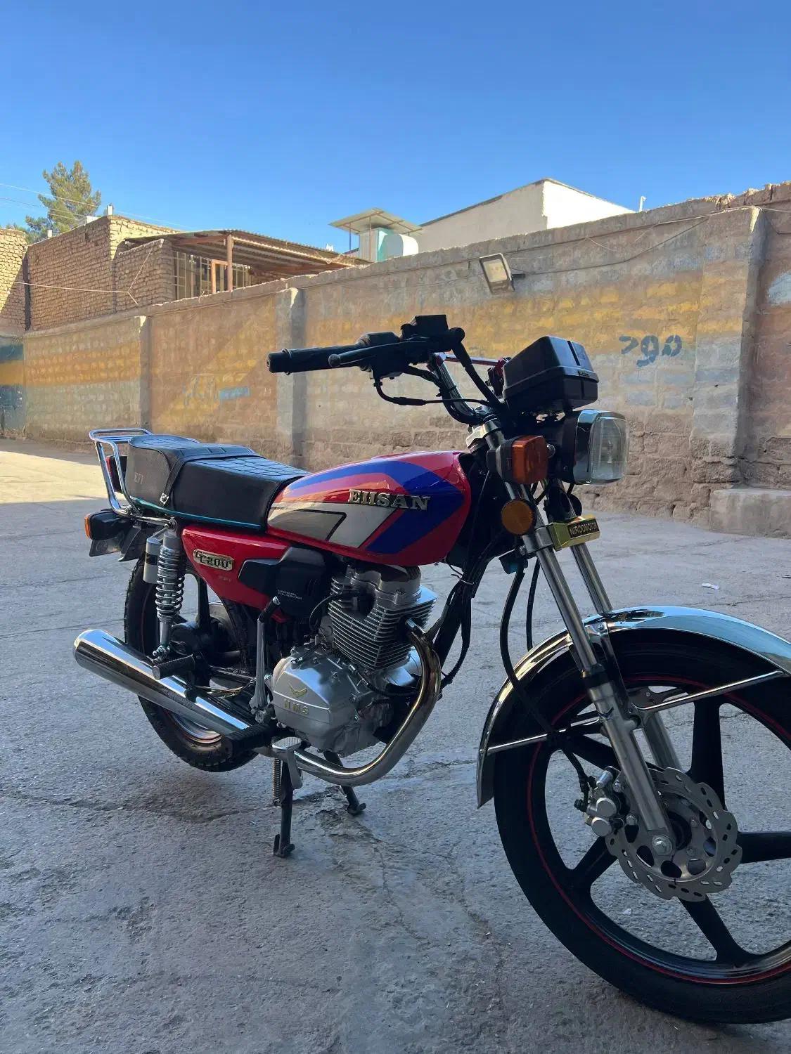 احسان ۱۴۰۳|موتورسیکلت|تربت جام, میان جام|دیوار