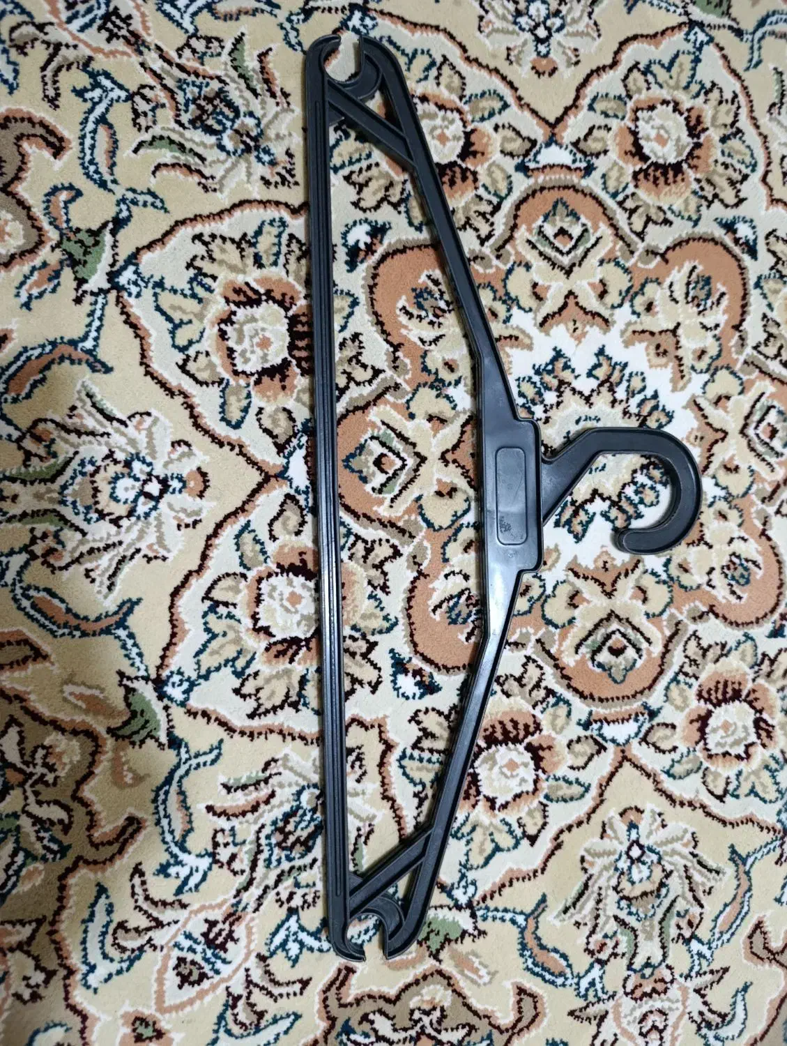 چوب کار و رگال ویترین|بندرخت و رخت‌آویز|تهران, حر|دیوار