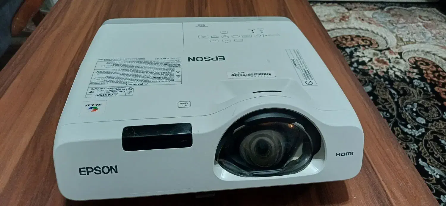ویدئو پروژکتور اپسون EB-530 کم کارکرد|تلویزیون و پروژکتور|پرند, فاز ۶|دیوار