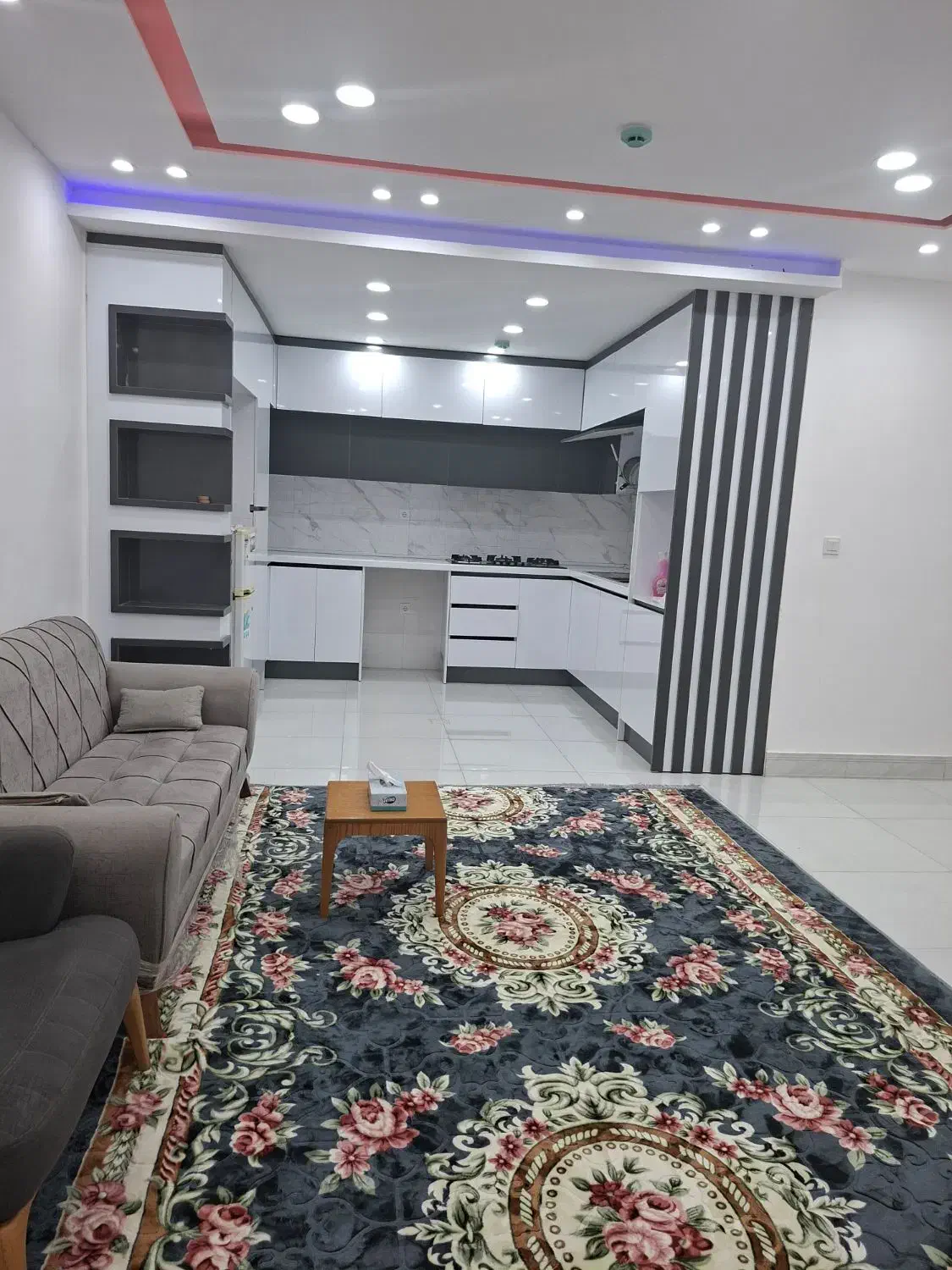 اپارتمان نوساز صفر قشم|اجارهٔ کوتاه‌مدت آپارتمان و سوئیت|قشم, |دیوار