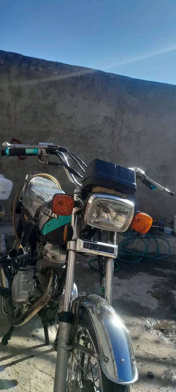 موتور۱۲۵ مدل۱۳۹۰|موتورسیکلت|فاضل آباد, |دیوار