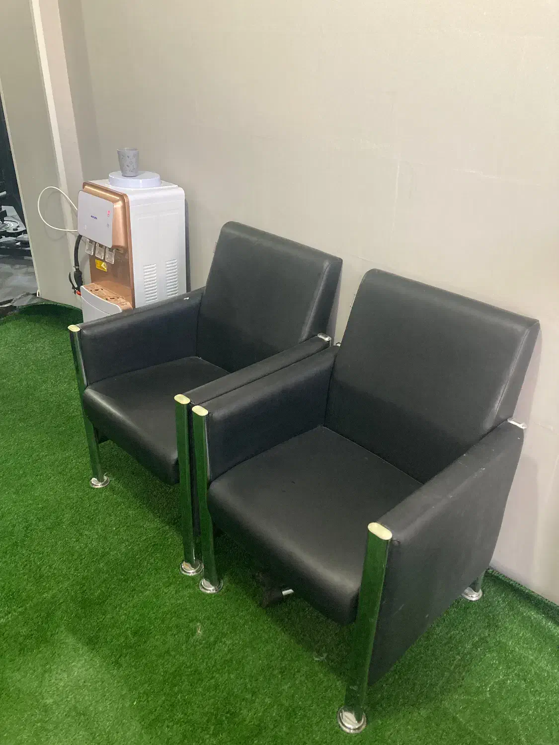 صندلی چرمی اداری|مبلمان اداری|رفسنجان, |دیوار