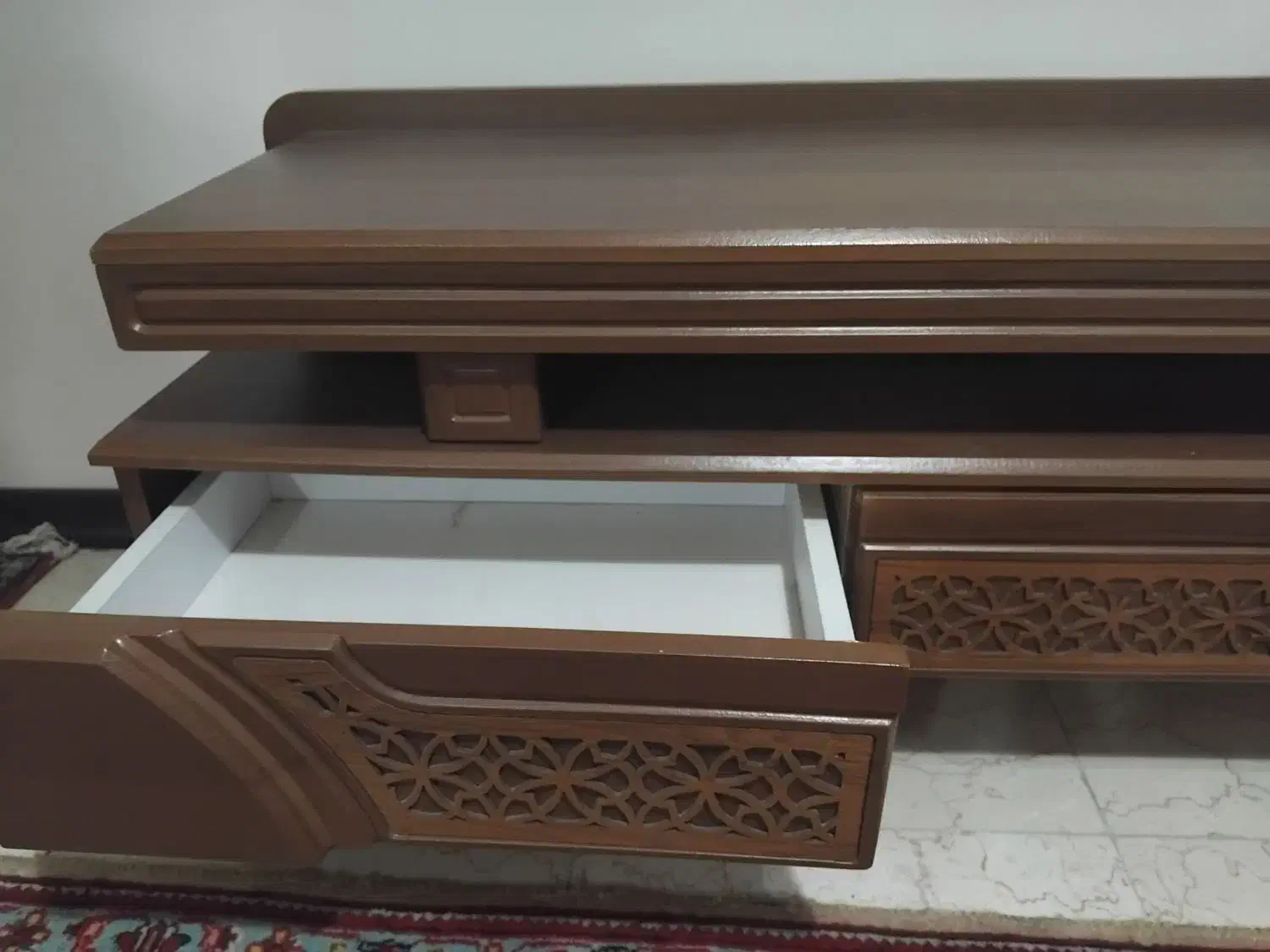 میز تی وی نو نو 4500 به علت مهاجرت فروخته میشه|میز تلویزیون|تهران, فردوس|دیوار