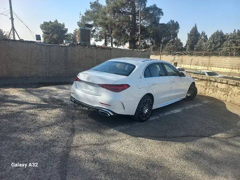 بنز c200 سفید خشک ۲۰۲۵ با گرمکن صندلی|خودرو سواری و وانت|تهران, شهرک غرب|دیوار