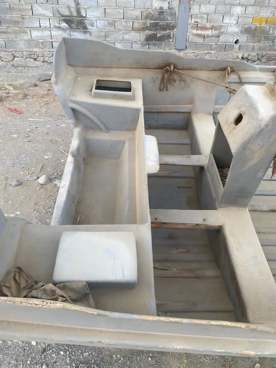 تشت قایق|قایق و سایر وسایل نقلیه|بمانی, |دیوار