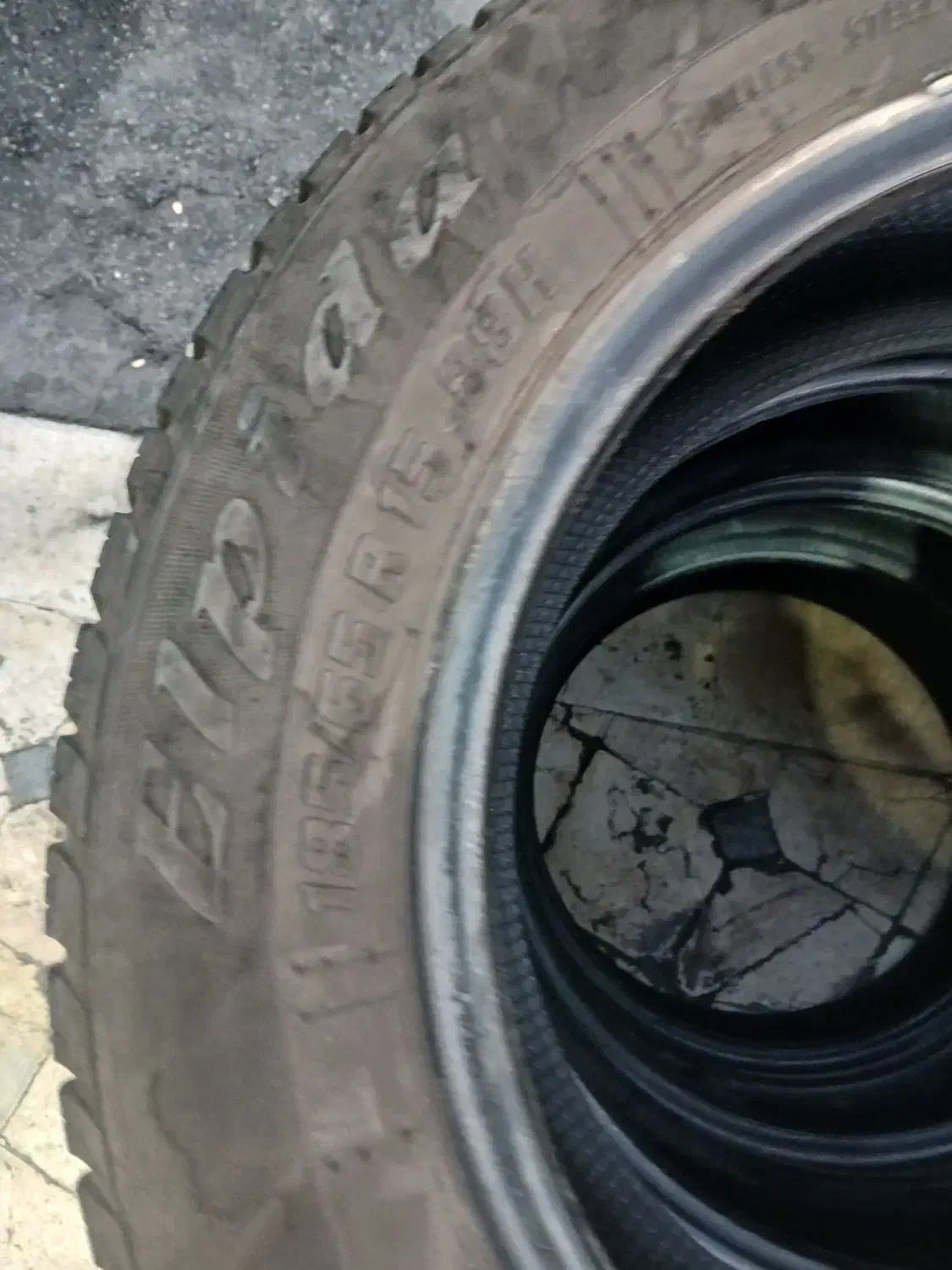 لاستیک|قطعات یدکی و لوازم جانبی|شیراز, سرو|دیوار