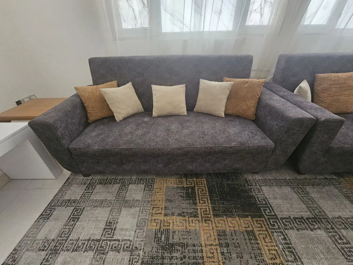 مبل سبز قیمت ۲۰ تومن  مبل طوسی قیمت ۷ تومن|مبلمان خانگی و میز عسلی|قشم, |دیوار