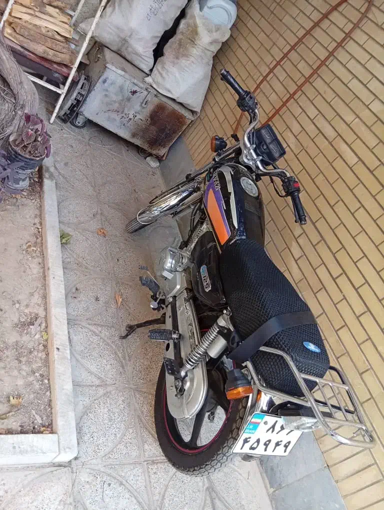 موتور پرواز ۱۲۵cc|موتورسیکلت|شاهین‌شهر, شهرک گلدیس|دیوار