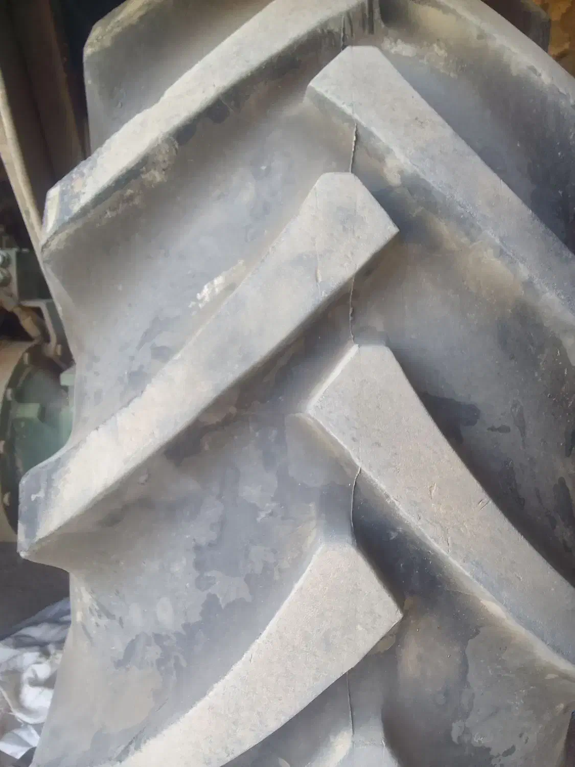 تراکتور جاندیر ۲۰۴۰|خودرو سنگین|بوئین و میاندشت, |دیوار