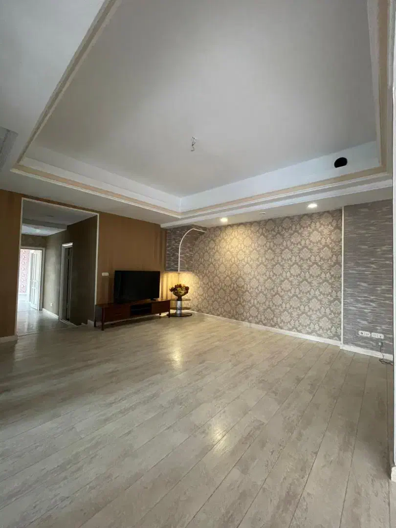 ۲۳۵متر آپارتمان ۳خوابه زعفرانیه فول مشاعات