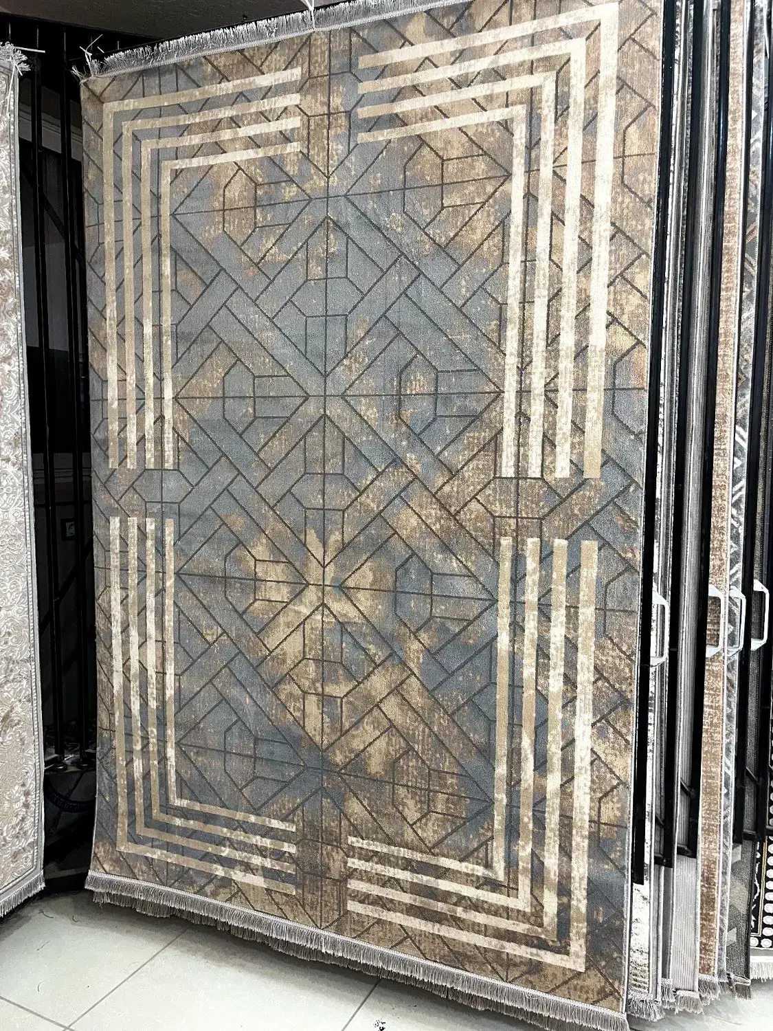 فرش فانتزی با اقساط(چک صیادی)|فرش|شاهینشهر, امیرکبیر|دیوار