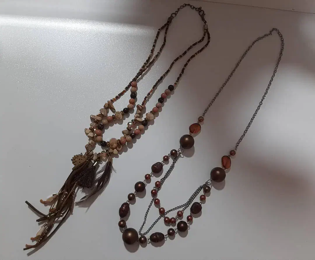 ۲ عدد گردنبند|جواهرات|کرج, باغستان|دیوار