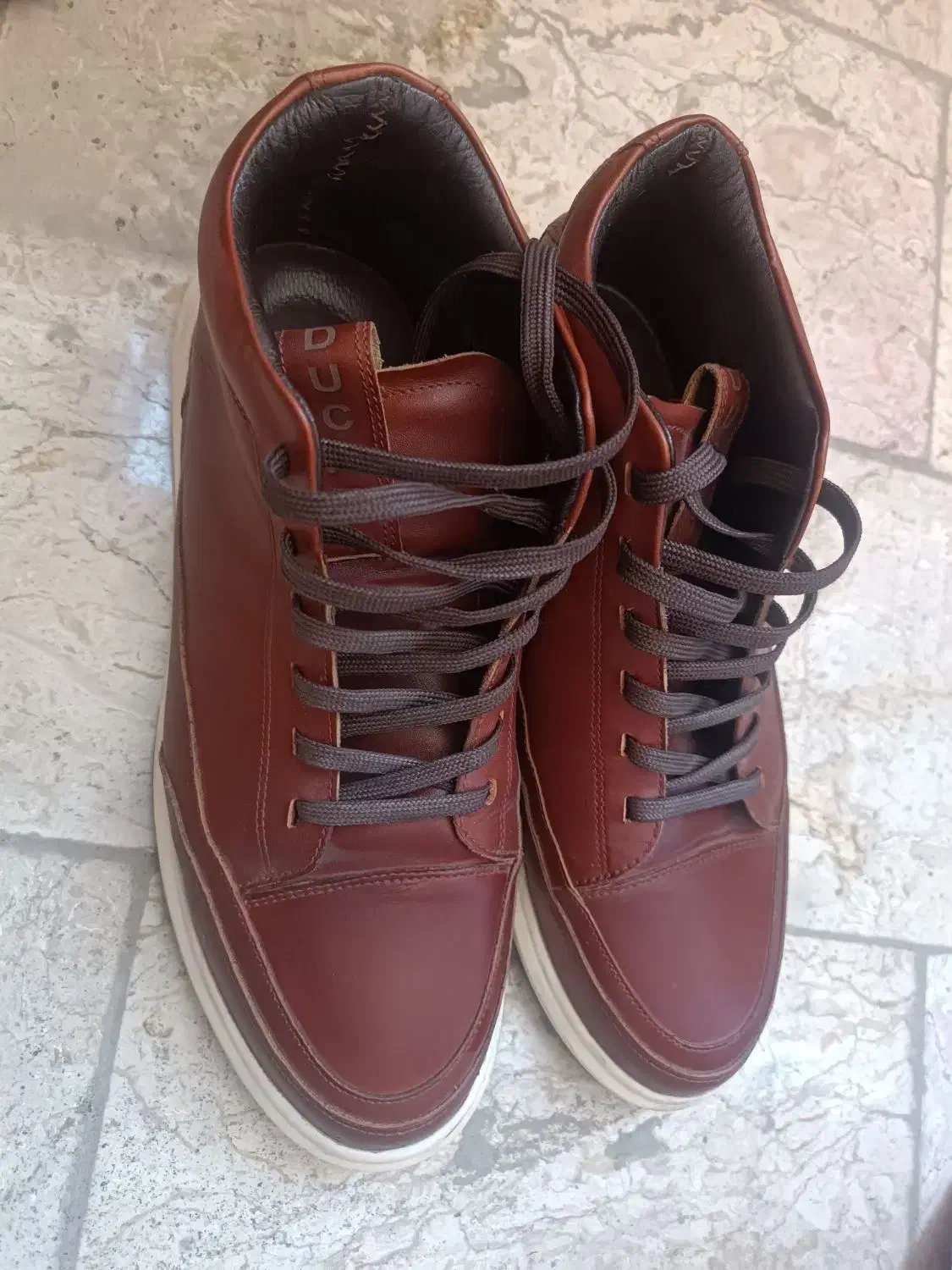 کفش نیم بوت چرم|کیف، کفش، کمربند|باغستان, |دیوار