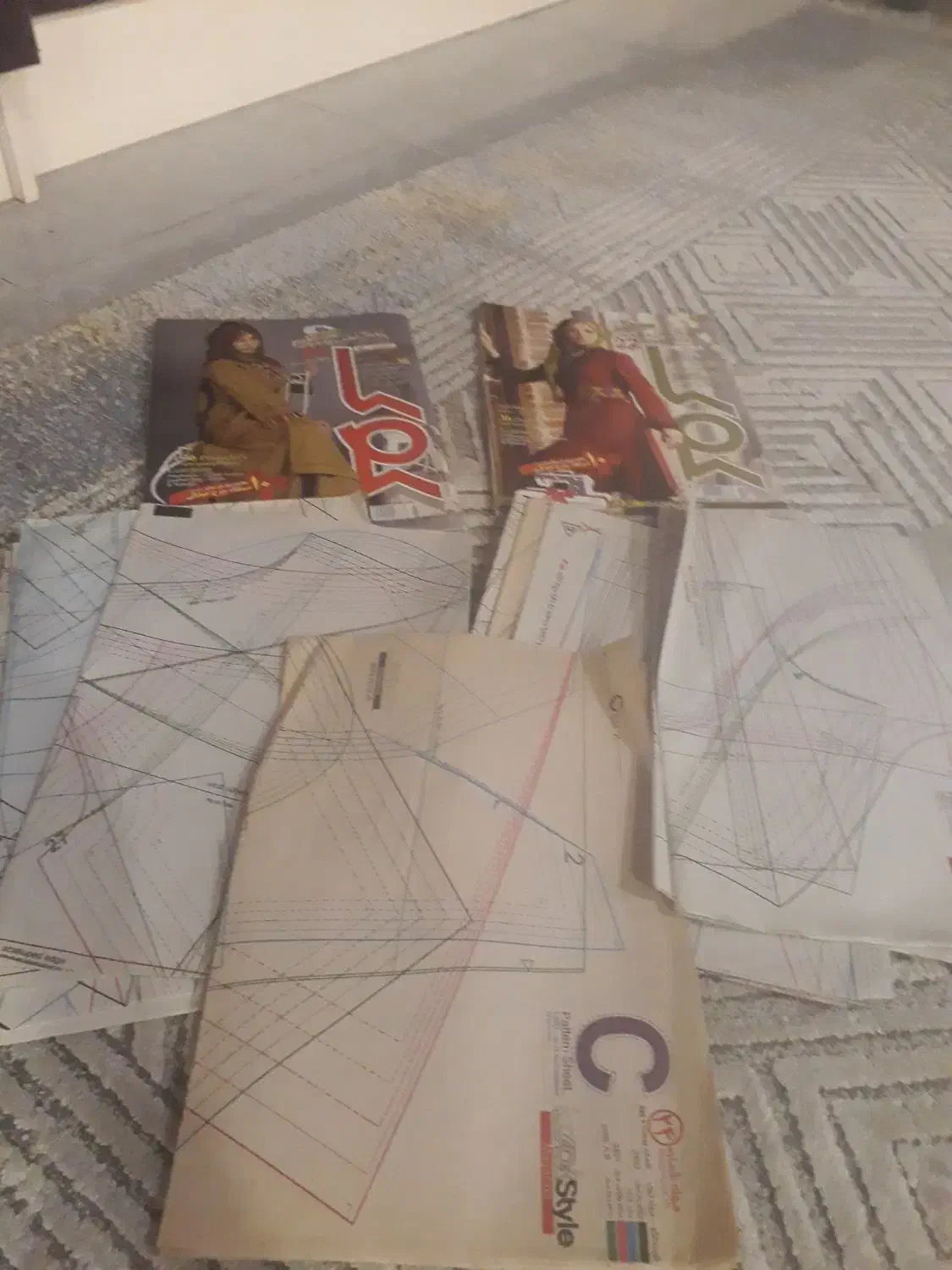 ژورنال لباس و الگو|لوازم خیاطی و بافتنی|جاجرود, |دیوار