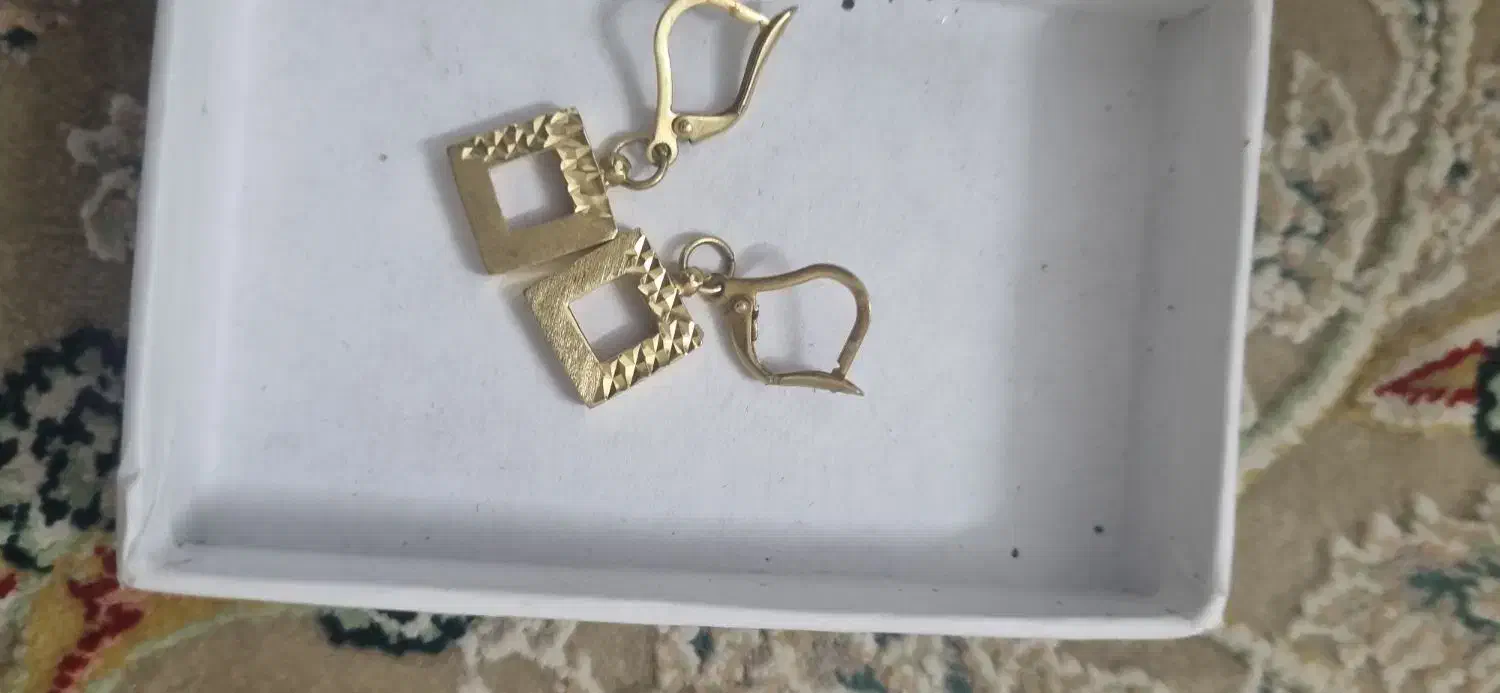 طلای نو|جواهرات|شیراز, فرگاز|دیوار