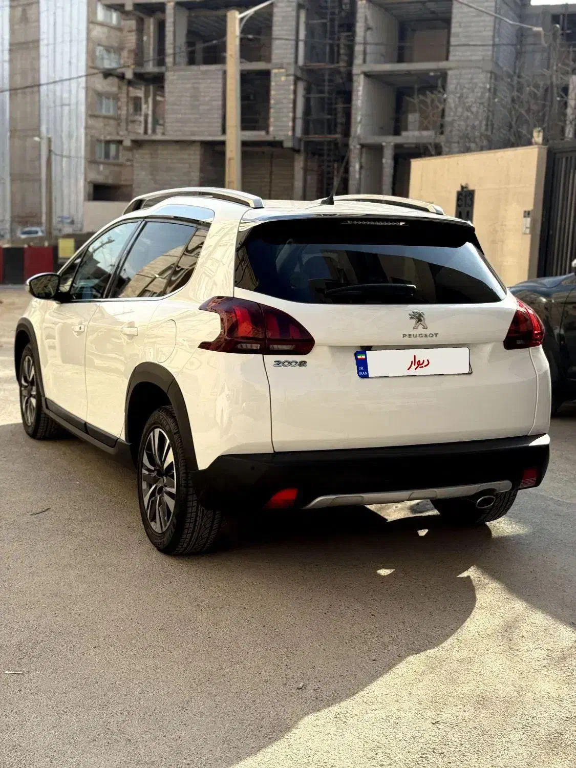 پژو ۲۰۰۸ مدل ۹۸|خودرو سواری و وانت|شیراز, شهرک بهشتی|دیوار