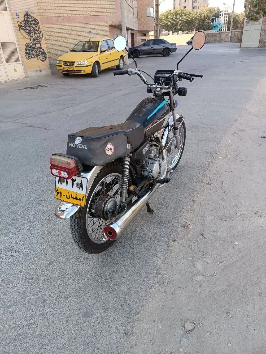 موتور هندا پلاک قدیم|موتورسیکلت|اصفهان, پوریای ولی|دیوار