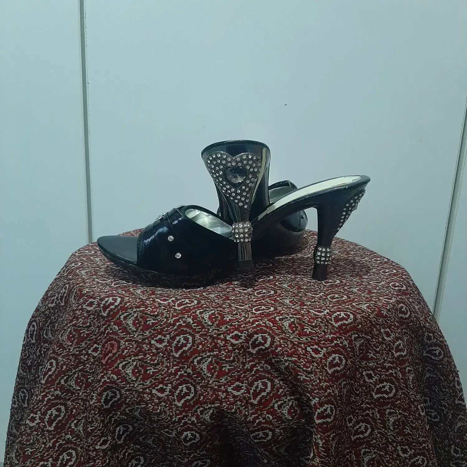 کتونی و دمپایی مجلسی|کیف، کفش، کمربند|بروجرد, |دیوار