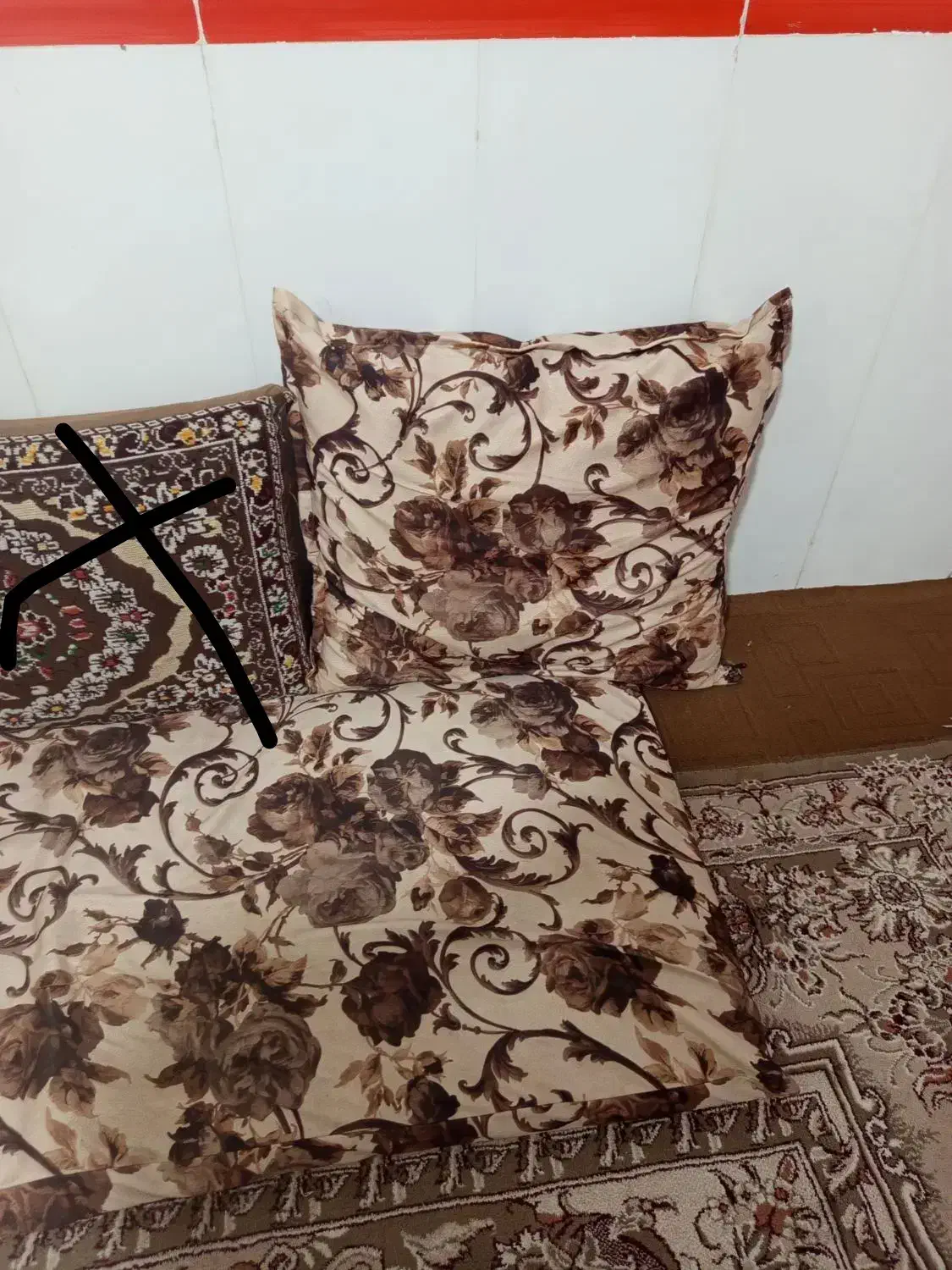 پشتی با کناره|پشتی|تربت جام, یحیی آباد|دیوار