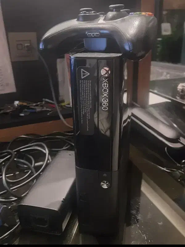 ایکس باکس 360 سوپراسلیم|کنسول، بازی ویدئویی و آنلاین|بیرجند, |دیوار