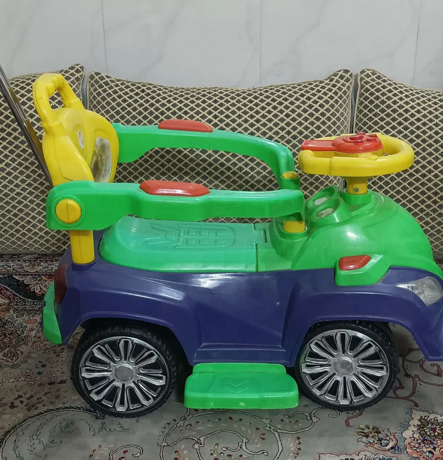 ماشین حمل کودک|اسباب‌بازی بچه|مشهد, طبرسی شمالی|دیوار