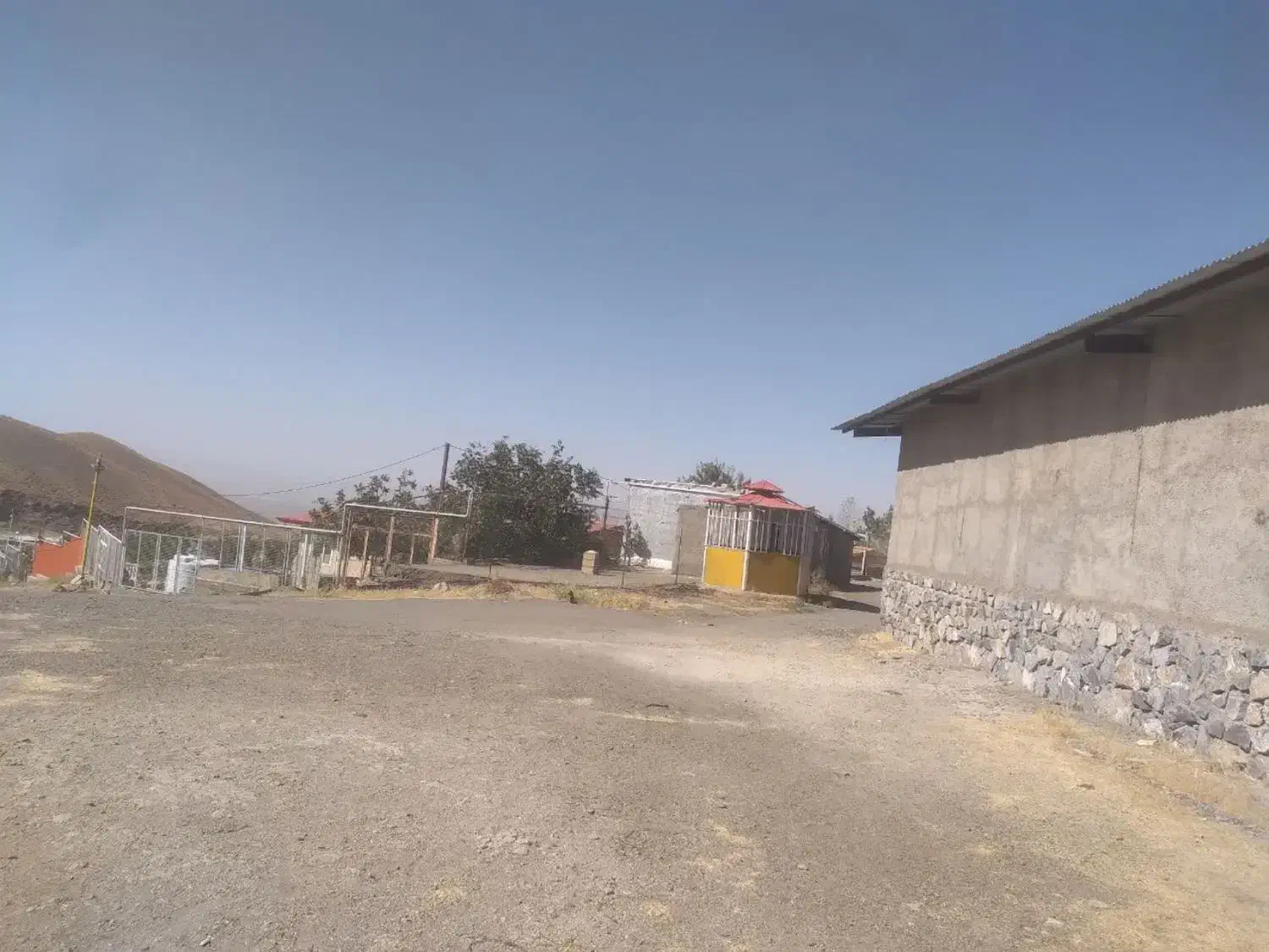 واگذاری سه سالن با قیمت استثنایی  مناسب هرکاری|اجارهٔ دفتر صنعتی، کشاورزی، تجاری|سامن, |دیوار