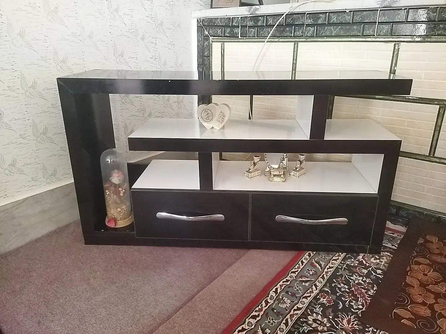 میز تلویزیون|میز تلویزیون|پیر بکران, |دیوار