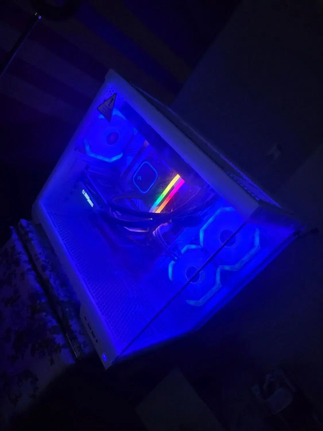 کیس گیمینگ قوی مانیتور 240Hz + لوازم کامل|رایانه رومیزی|کرمانشاه, |دیوار