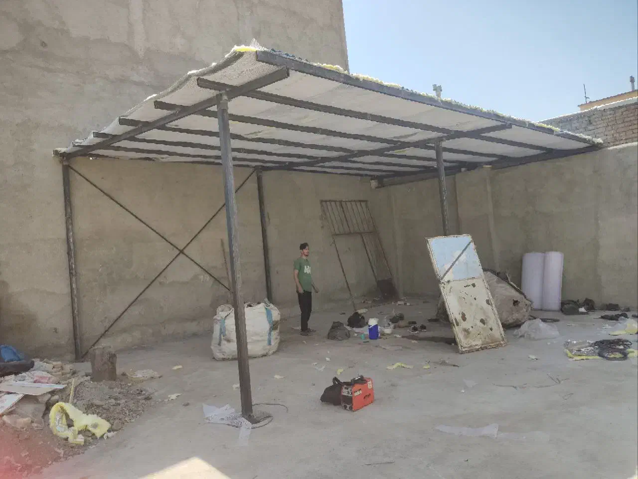 جوشکار سایبان شیروانی حفاظ کلبه چوبی  نرده  آهن|خدمات پیشه و مهارت|همدان, |دیوار