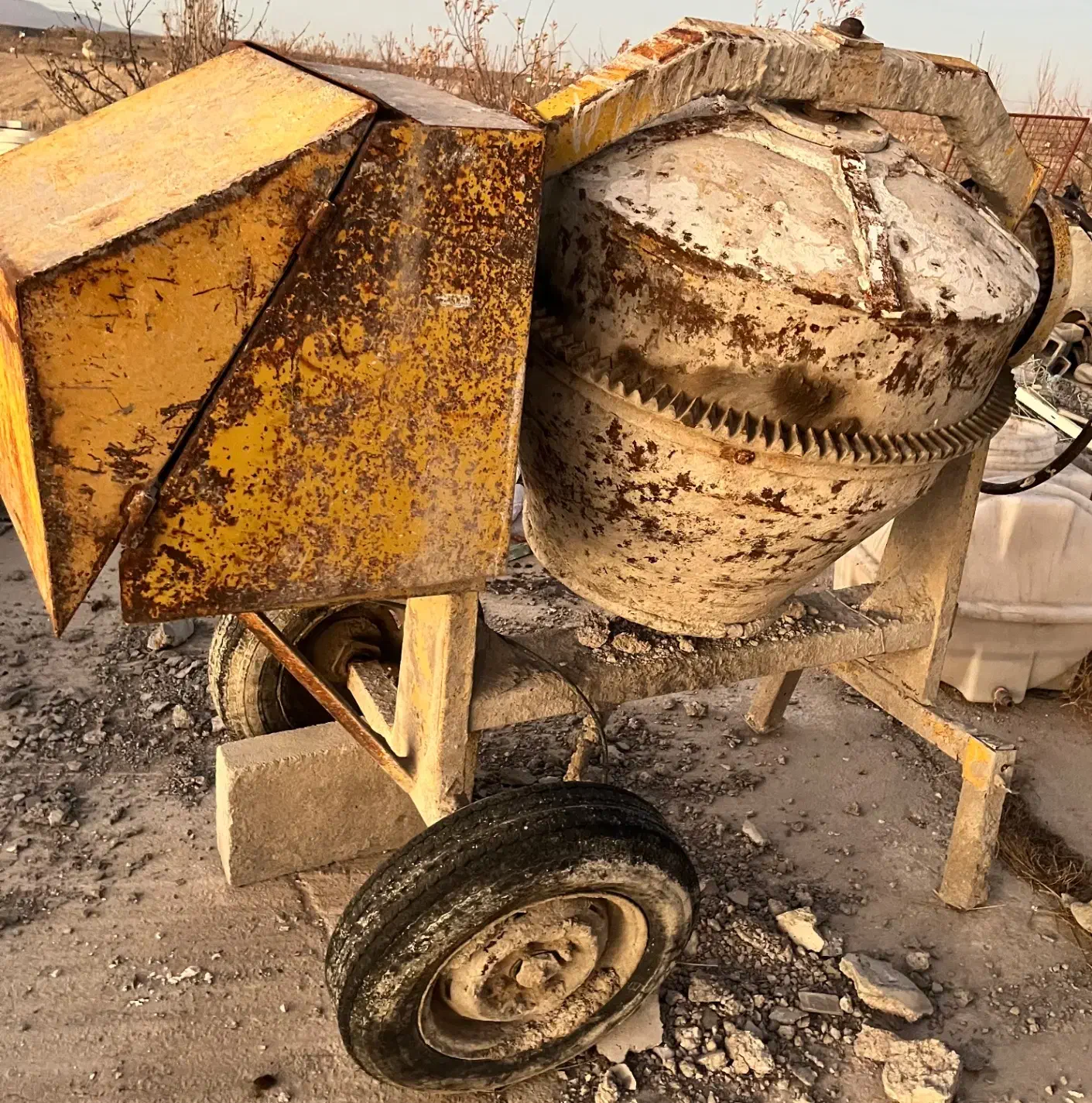 تجهیزات موزاییک زنی|ماشینآلات صنعتی|اردبیل, |دیوار