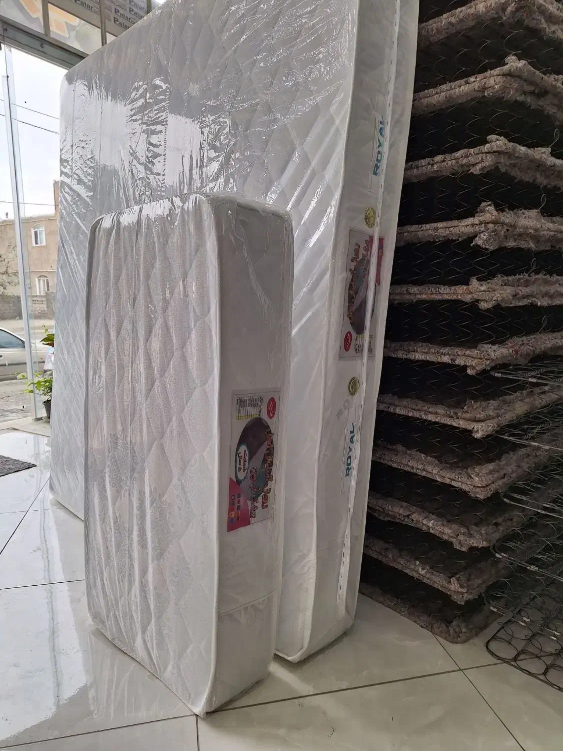 تولید کننده انواع خوشخواب رویال|تشک تختخواب|سنندج, |دیوار