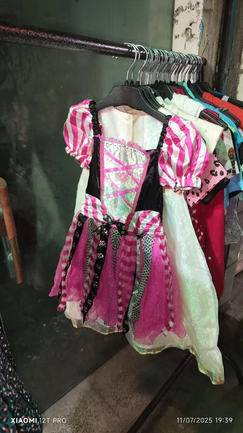 انواع لباس و شلوار بچگانه برند نو (سوپر کرم)|کفش و لباس بچه|رشت, سعدی (تختی)|دیوار