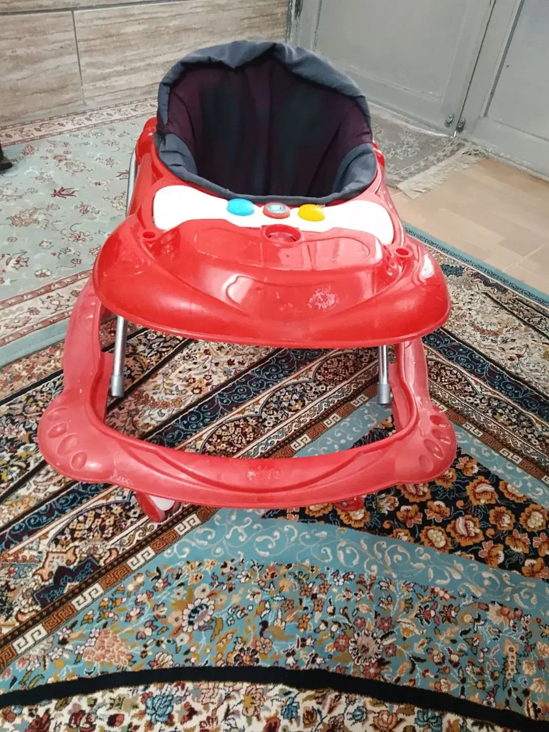 روروعک|کالسکه و لوازم جانبی|کاشمر, |دیوار