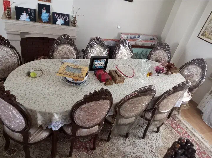 مبل سلطنتی مدل فرحی با میز نهار خوری|مبلمان خانگی و میز عسلی|کرج, فاز ۱ مهرشهر|دیوار