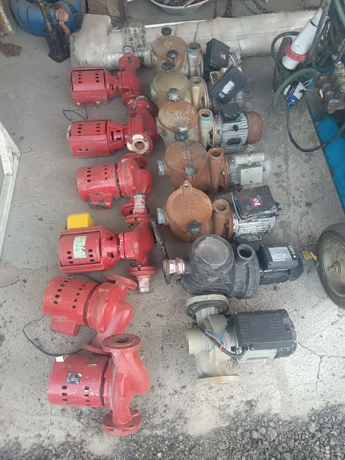 تعدادی پمپ آب تصفیه استخر پمپ آب شوفاژ|مصالح و تجهیزات ساختمان|شهریار, شهریار|دیوار