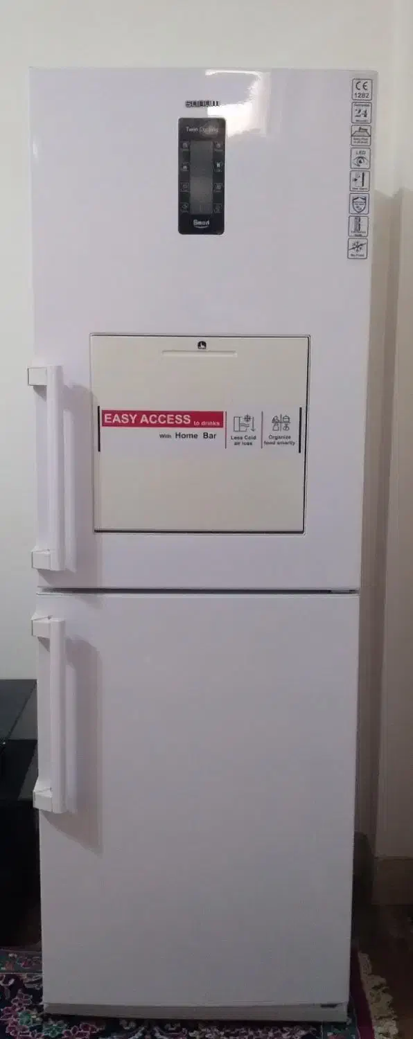 یخچال دوطبقه درحد نو و میز تلویزیون|یخچال و فریزر|بلداجی, |دیوار