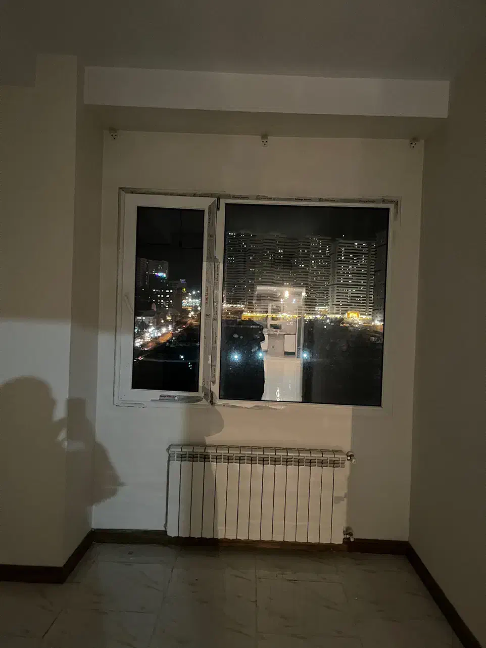 واحد ۱۳۰ متر غرق نور و آفتاب سران حکیم/شهرک خرازی